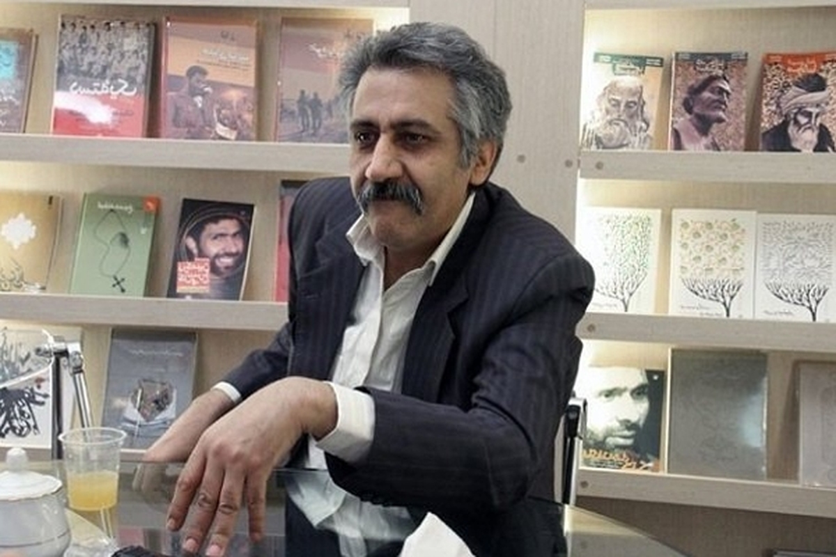 نویسنده و طنزپرداز معاصر ایرانی در روز یکشنبه، ۱۶ اردیبهشت ۱۴۰۳ در شهر بم درگذشت.