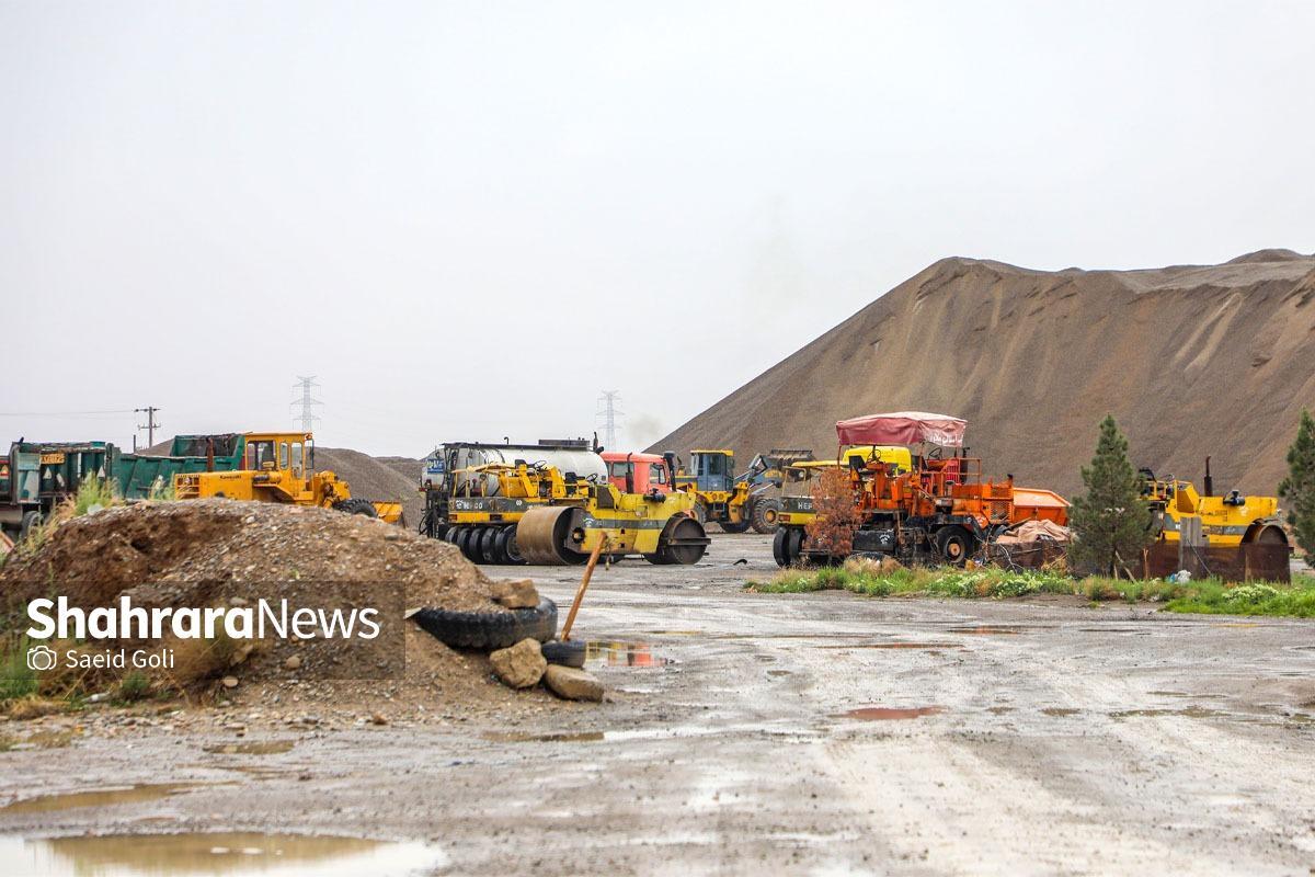 سازمان صنعت، معدن و تجارت استان به پیگیری‌های مکرر شهرآرا درباره علت فعالیت معادن شن و ماسه در حوالی آرامگاه فردوسی پاسخ نداد.