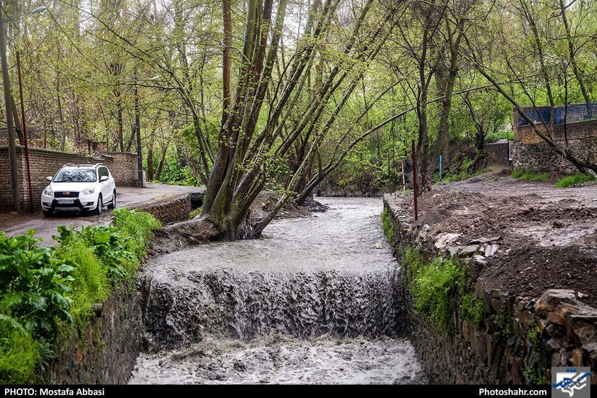 فرماندار شهرستان طرقبه شاندیز گفت: گردشگران برای روز‌های چهارشنبه و پنجشنبه هفته‌جاری به دلیل بارش‌های رگباری و احتمال سیلاب به مناطق ییلاقی این شهرستان سفر نکنند.