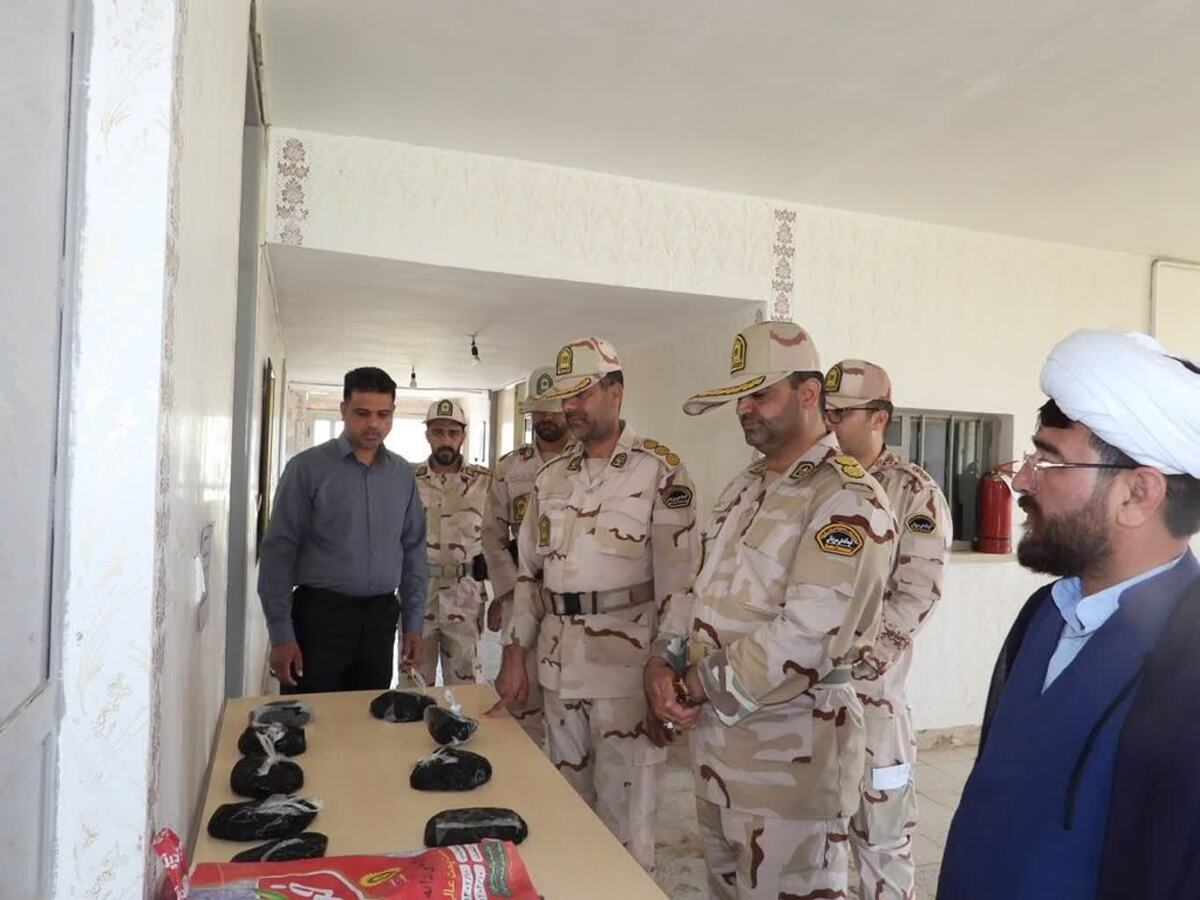 دستگیری باند قاچاق و توزیع مواد مخدر شهرستان سرخس (۲ اردیبهشت ۱۴۰۳)