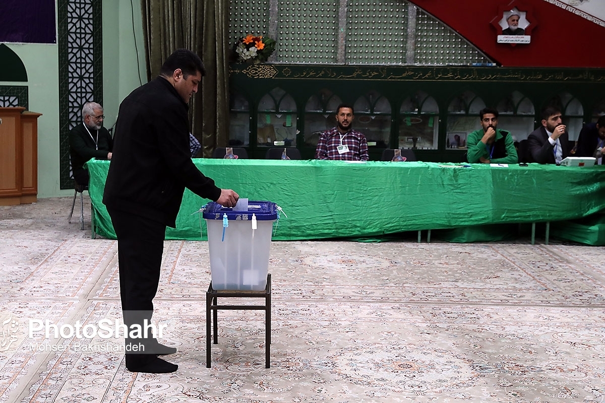 فرماندار مشهد از پایان فرایند دومین مرحله انتخابات مجلس شورای اسلامی در حوزه انتخابیه مشهد‌وکلات و نیز آغاز شمارش آرا خبر داد.