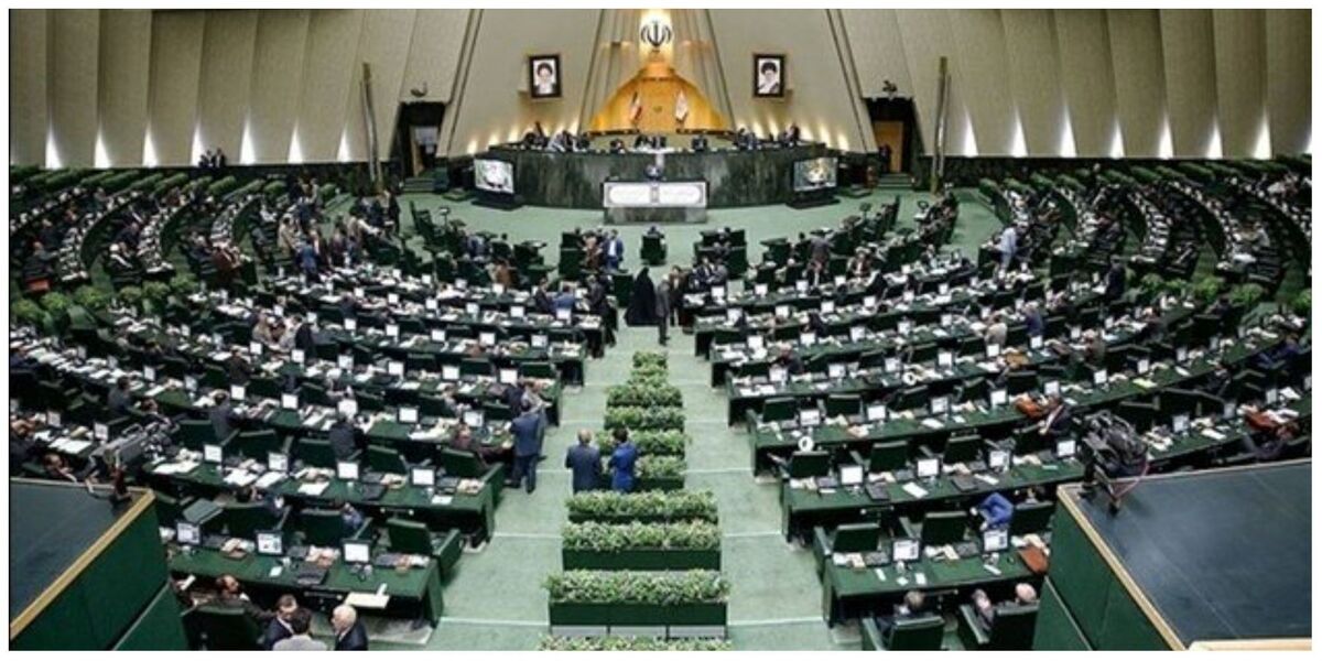 نمایندگان کمیسیون اجتماعی مجلس هفته آینده طرح ساماندهی استخدام کارکنان دولت و اقدامات به‌عمل آمده در راستای متناسب‌سازی حقوق بازنشستگان کشوری و بحث مطالبات معیشتی و درمانی آنها را با حضور مدیرعامل صندوق بازنشستگی کشوری بررسی می‌کنند.