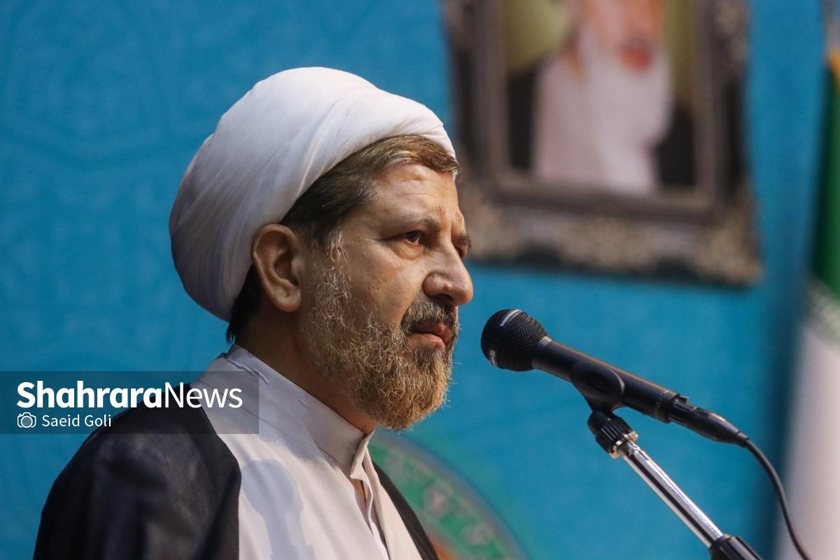 حجت‌الاسلام رضا زرندی با بیان اینکه پیشگیری از وقوع جرم ضروری است، گفت: از ابداع الگو‌های نوین حقوقی در استان حمایت می‌کنیم.