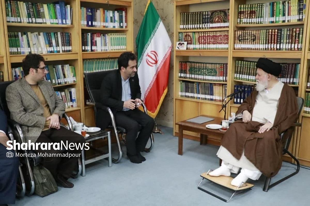 نماینده ولی‌فقیه در خراسان رضوی گفت: عزیزان من، بزرگداشت فردوسی فقط به مجسمه‌سازی نیست. برخی می‌خواهند یک مجسمه از فردوسی بسازند و با همین کار بگویند ما حماسه‌سرای خراسان را تکریم کردیم. این حرف‌ها نیست. تکریم فردوسی باید پشتوانه فرهنگی داشته باشد، زیرا منطق او می‌تواند الگوی جوان ایرانی باشد.