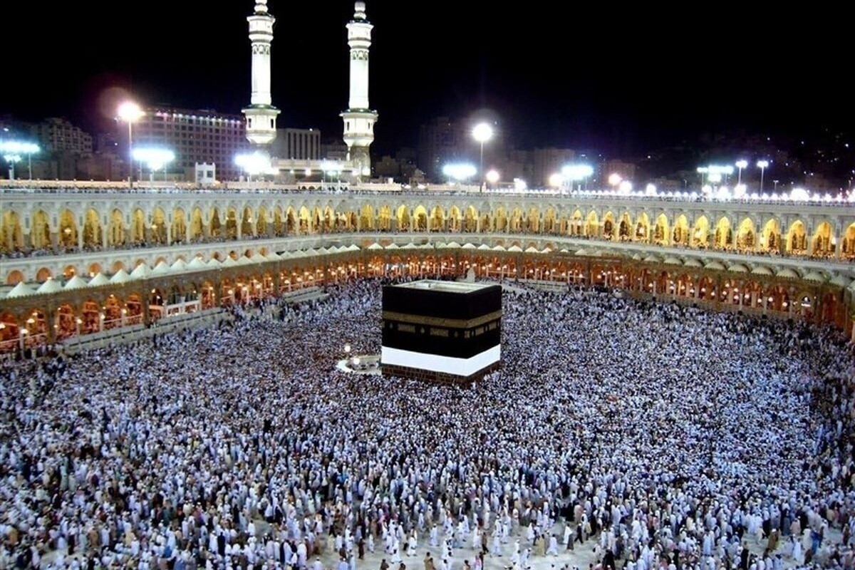 رئیس سازمان حج و زیارت با ارائه توضیحاتی درباره برقراری عمره در سال ۱۴۰۳، آخرین وضعیت خدمات‌رسانی به لحاظ تغذیه، اسکان و درمان زائران ایرانی در حج را تشریح کرد.