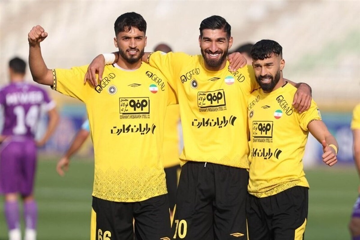 سپاهان در یک چهارم نهایی جام حذفی موفق شد ملوان را در خانه شکست دهد.