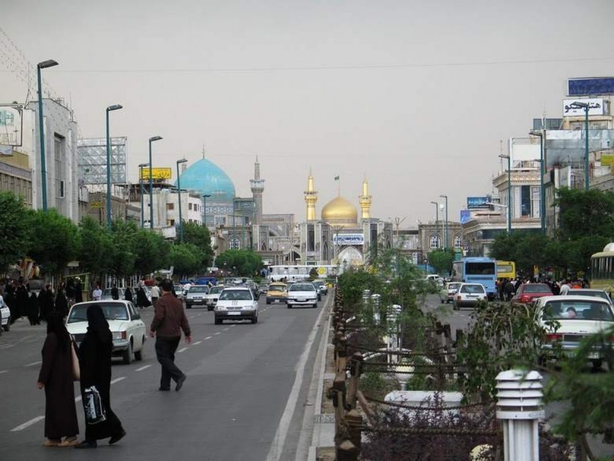با نزدیک شدن به فصل جابجایی مستاجران، شهرآرانیوز در بسته‌ای خبری به منظور انتخاب بهترین موقعیت اجاره ملک، هر روز به بررسی موقعیت‌های اجاره خانه در مناطق مختلف مشهد می‌پردازد.