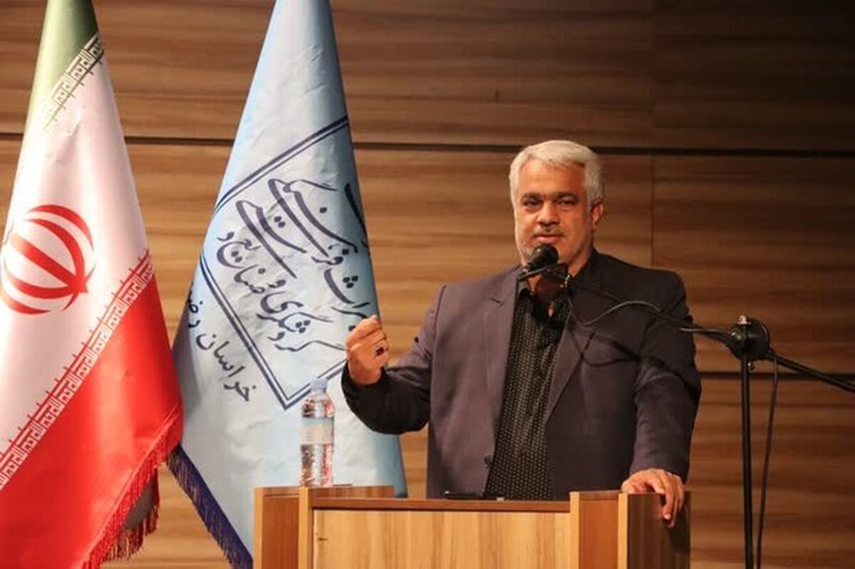 در آیین نکوداشت «روز جهانی موزه و میراث فرهنگی» در مشهد، از سکه ولایت عهدی امام رضا(ع) رونمایی شد.
