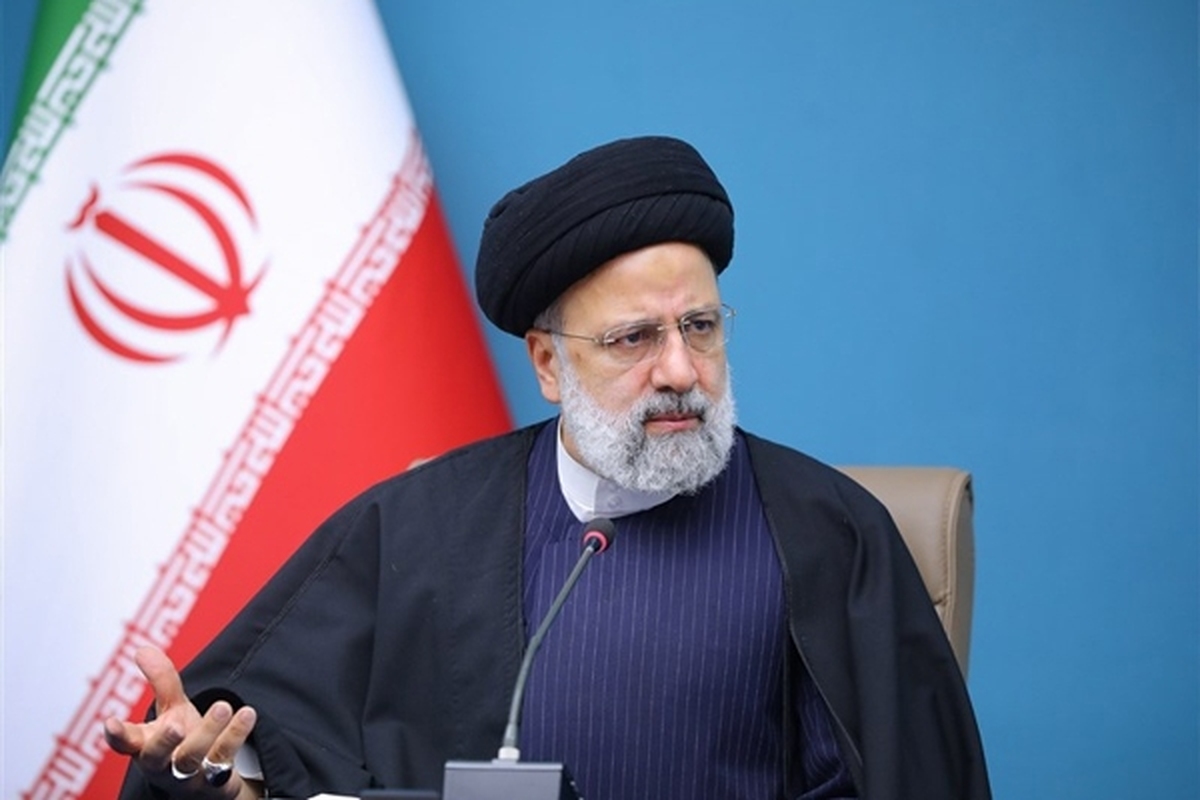 رئیس جمهور به معاون علمی و فناوری خود ماموریت داد تا با تشکیل کارگروهی ویژه، برنامه‌ها و راهکارهای لازم برای تقویت سرمایه انسانی در حوزه فضای مجازی را تدوین و جهت بررسی و تصویب به شورای‌عالی فضای مجازی ارائه کند.