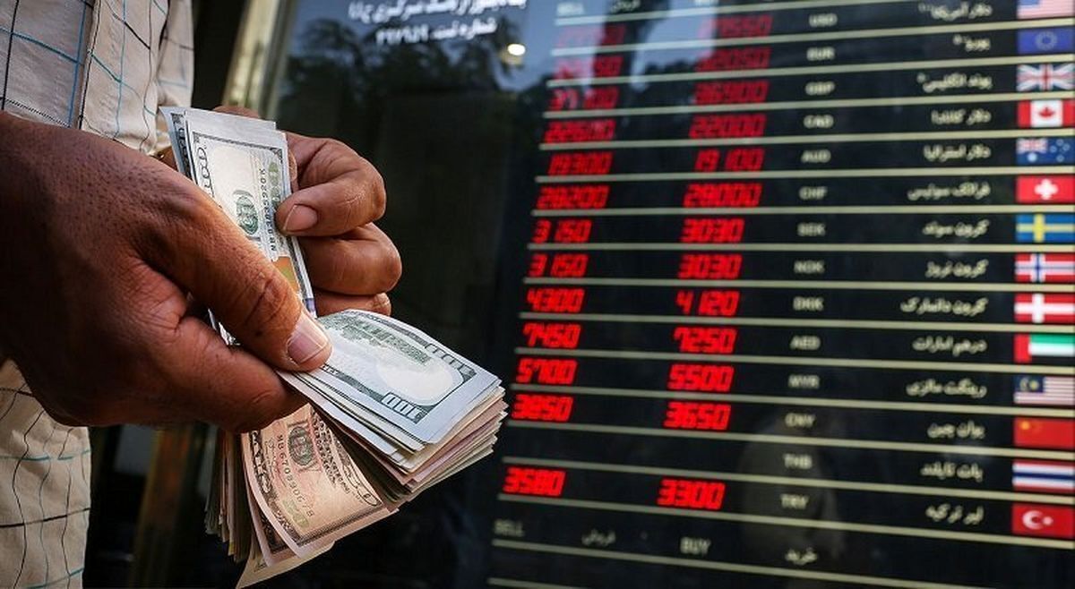 تخلیه هیجانات موجود در بازار در روز‌های اخیر سبب شده است قیمت پول‌های خارجی و قطعات مختلف فلز طلا کاهش یابد.
