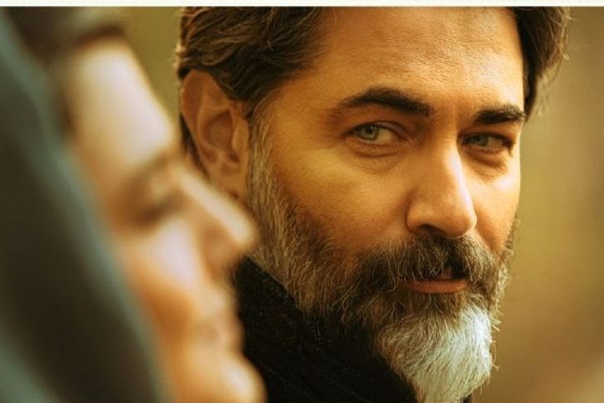 سریال «در انتهای شب» با بازی پارسا پیروزفر از سوم خرداد در شبکه نمایش خانگی توزیع می شود.