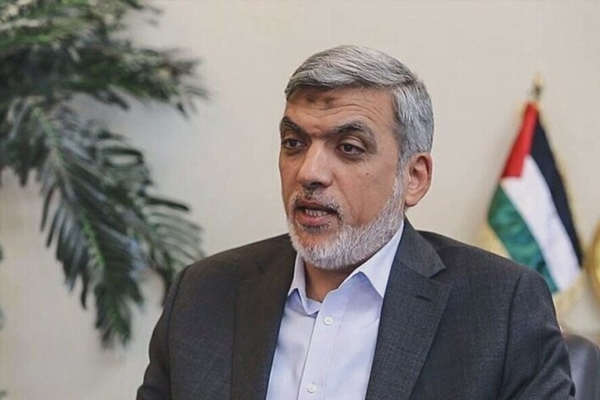 در پی وقوع سانحه برای بالگرد حامل رئیس جمهور کشورمان، یکی از اعضای ارشد جنبش حماس برای رئیس‌جمهور، وزیر خارجه و همراهان آن‌ها آرزوی سلامتی کرد.