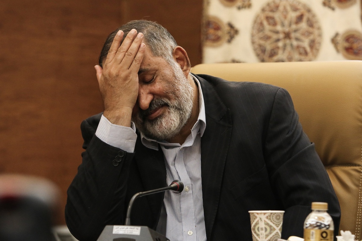 شعر علیرضا قزوه، شاعر آیینی کشور در سوگ شهید رئیسی را بخوانید.