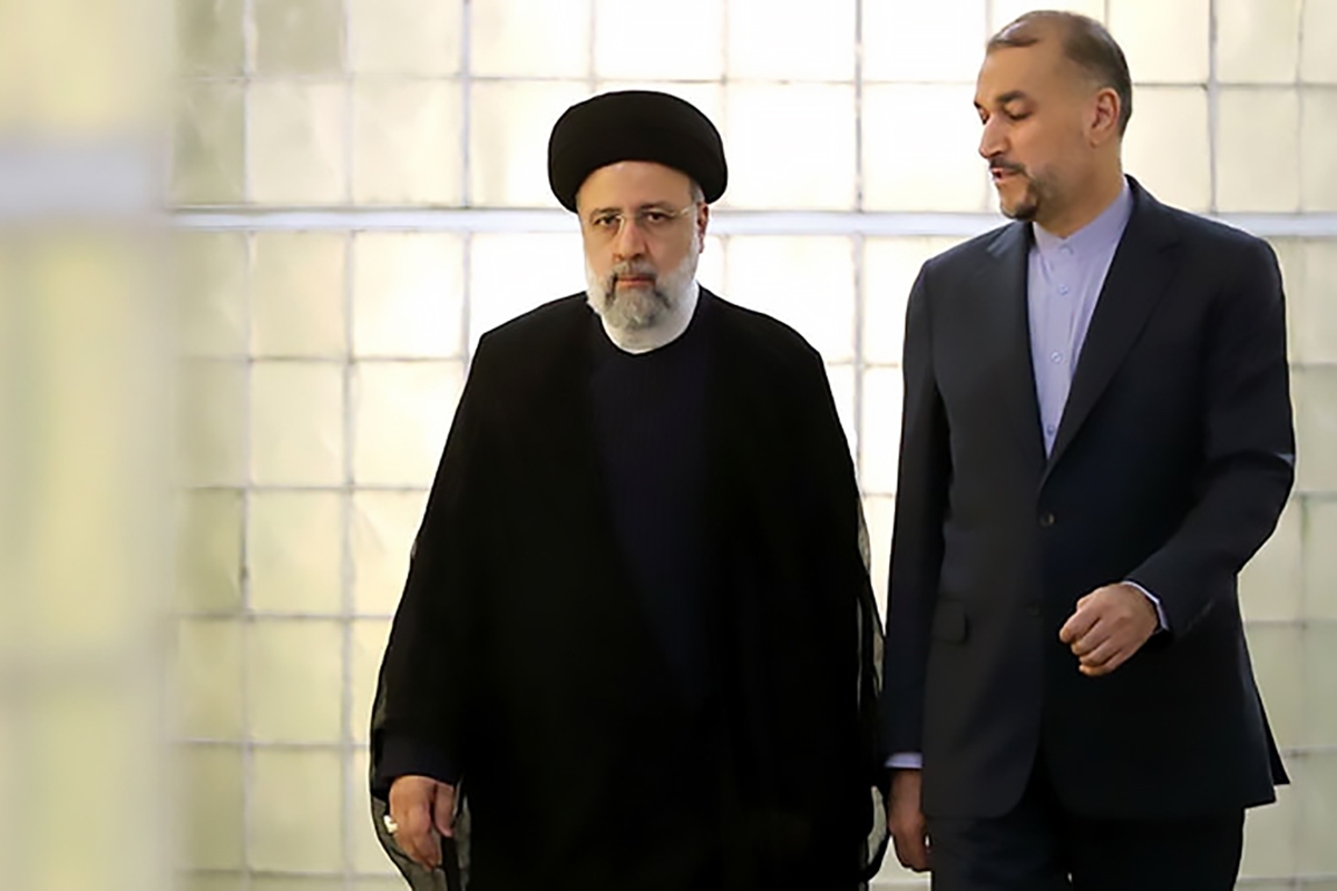 بمان برادر من، وقت، وقت رفتن نیست | سروده شاعر افغانستانی در سوگ سید ابراهیم رئیسی