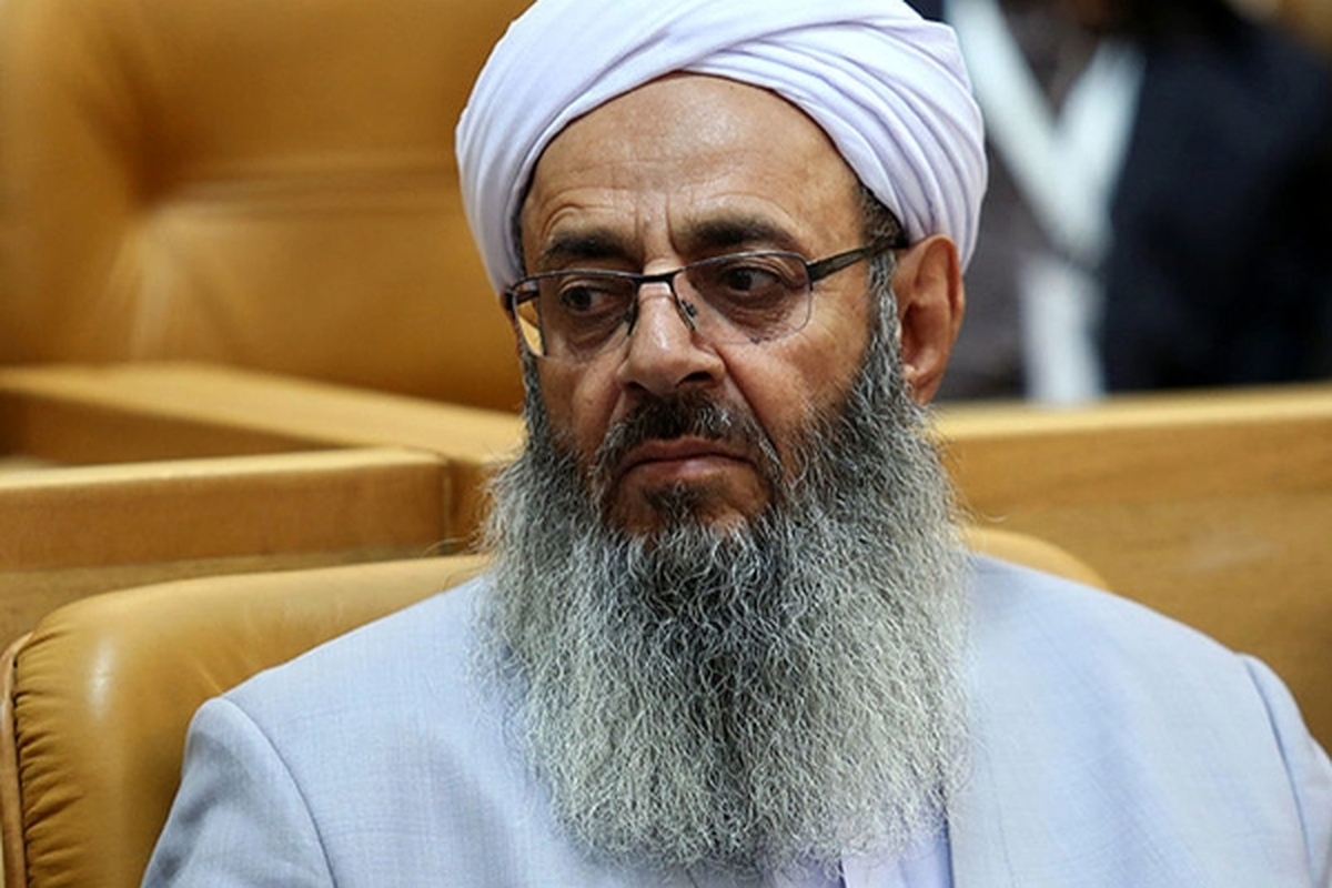امام جمعه مسجد مکی زاهدان شهادت رئیس‌جمهور و همراهانش را تسلیت گفت.