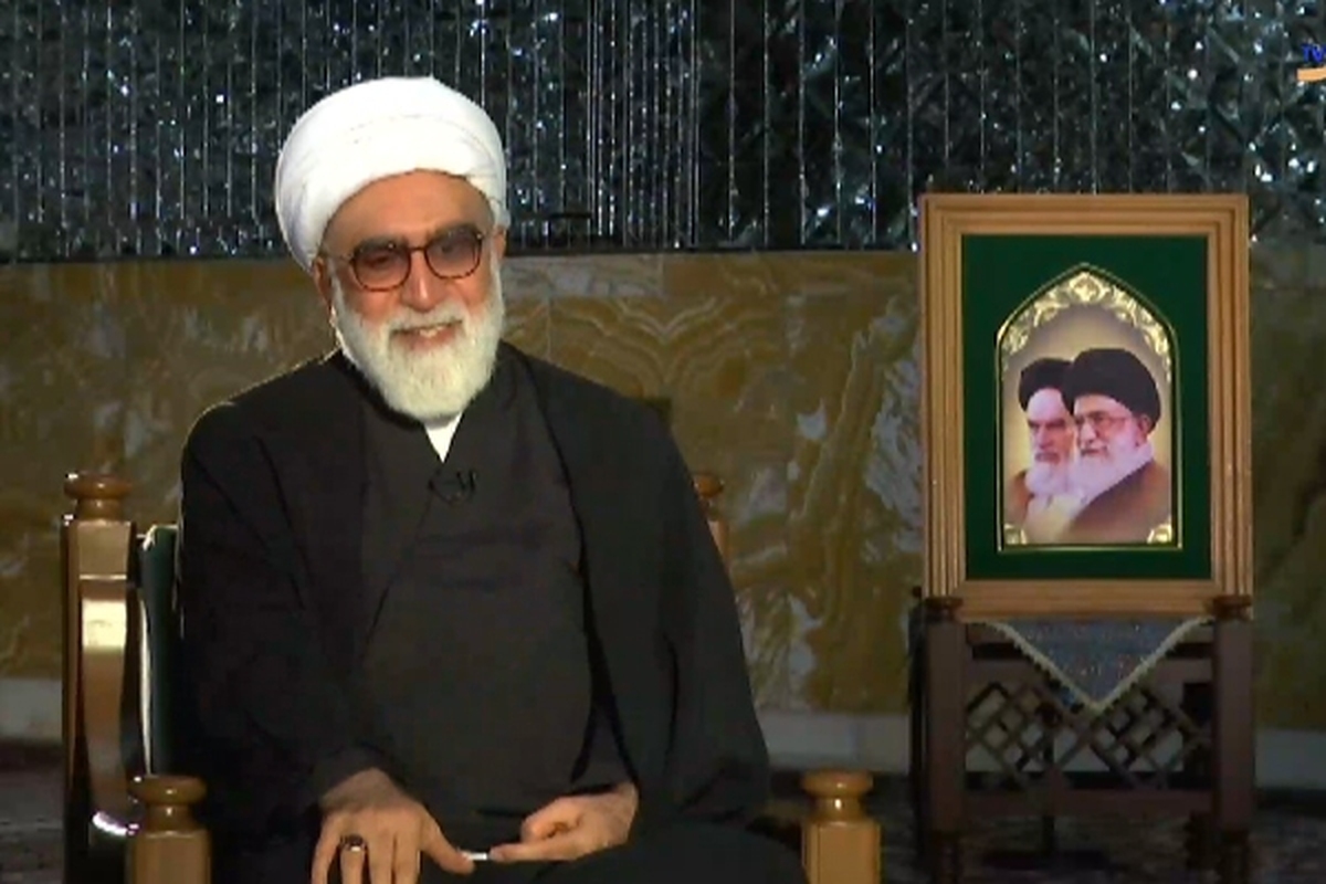 بخشی از گفتگوی حجت الاسلام والمسلمین مروی تولیت آستان قدس رضوی پیرامون شخصیت شهید آیت الله سید ابراهیم رئیسی را ببینید.
