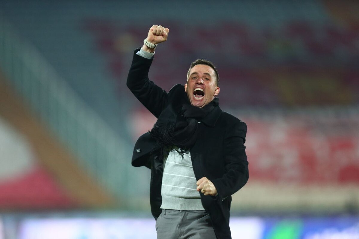 مدیریت باشگاه پرسپولیس مجبور شد همچنان صبر کند.