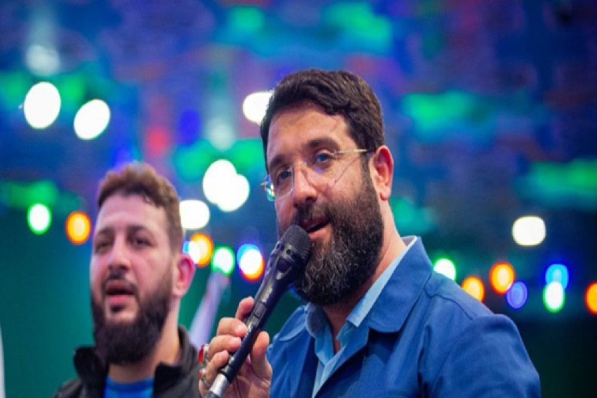 ابوذر روحی از خوانندگان موسیقی انقلاب طی روز‌های آینده از تازه‌ترین نماهنگ خود با موضوع «جبهه مقاومت» رونمایی خواهد کرد.