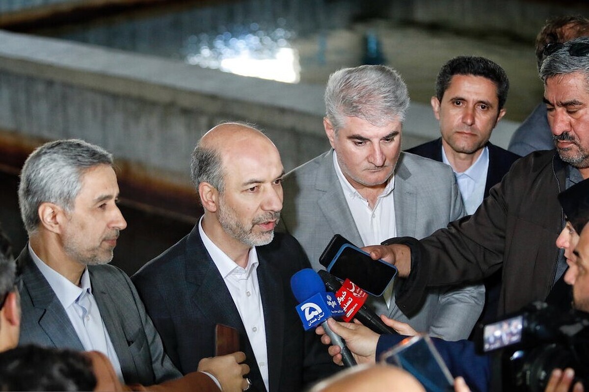 وزیر نیرو گفت: تا نیمه اردیبهشت‌ماه تمامی نیروگاه‌های کشور با حداکثر ظرفیت به استقبال روز‌های اوج مصرف برق تابستان خواهند رفت.