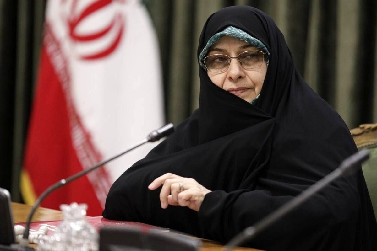 معاون رییس جمهور در امور زنان و خانواده گفت: دشمن جوانان و نوجوانان را هدف گرفته است تا معضل بی هویتی را در بین آنان گسترش دهد.