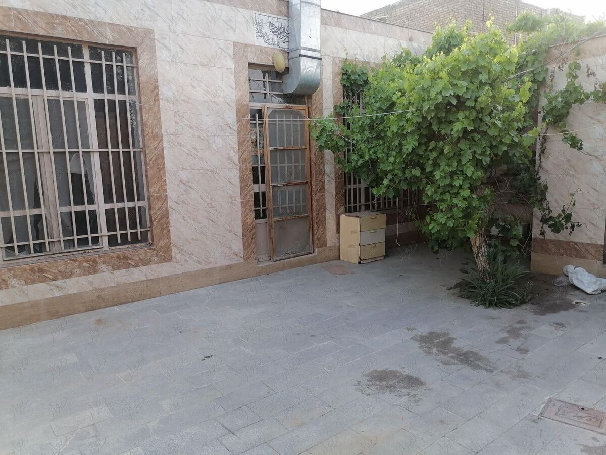 با توجه به نزدیک شدن به فصل نقل و انتقال مستاجران، در این بسته خبری قصد داریم تا با معرفی فایل‌های اجاره در مناطق مختلف، در انتخاب محله با قیمت مناسب، همیار شما خوانندگان عزیز باشیم.