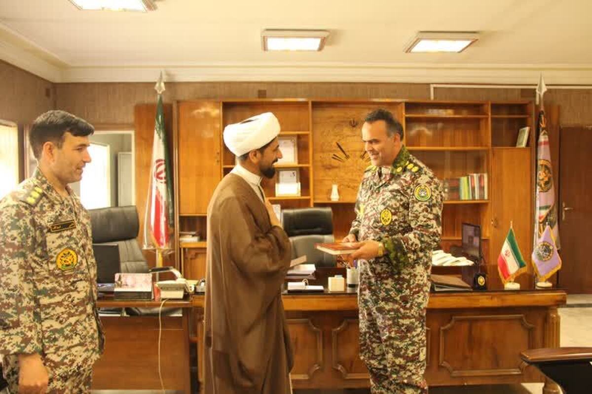 فرمانده گروه شهید دکتر حمزه صادقی مشهد گفت: جبهه فرهنگی خط مقدم و اصل جدایی ناپذیر نظام اسلامی است که نقش مهم و تعیین کننده‌ای در ترویج دین دارد.
