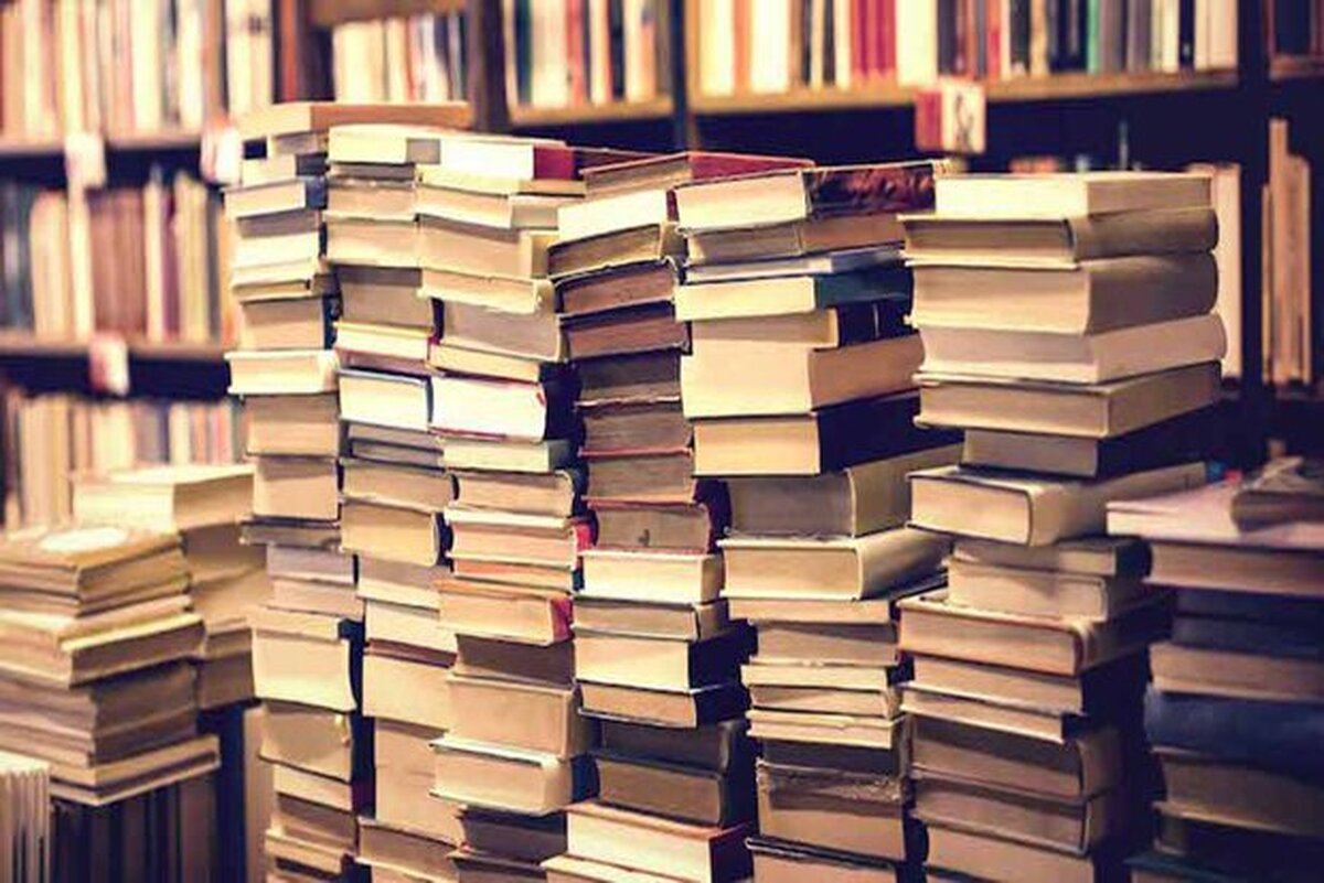 کتاب‌های خودیاری پرفروش اند، اما مردم فقط دنبال مطالعه این قبیل آثار نیستند.