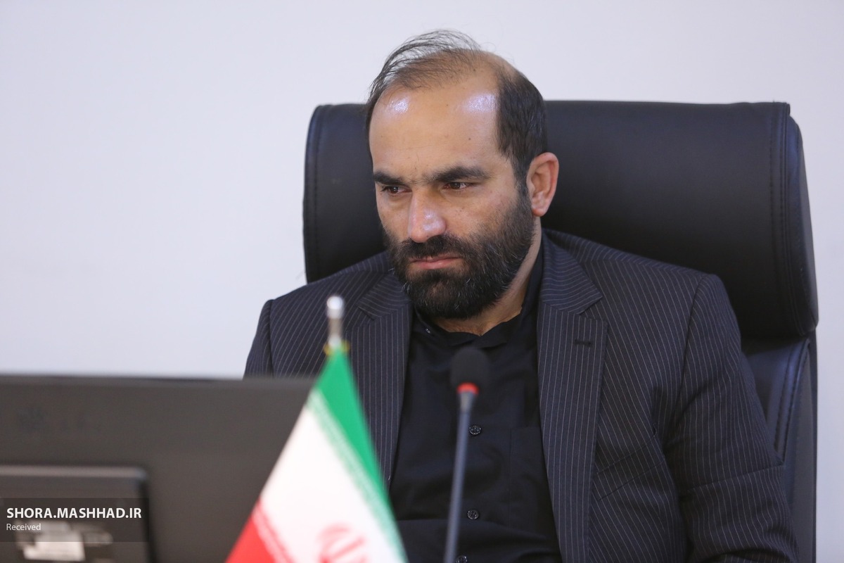 عضو شورای اسلامی شهر مشهد مقدس گفت: نگاه شهید آیت‌الله رئیسی به لزوم تسریع ارائه خدمت به محرومان در تمامی سخترانی‌ها و موضع‌گیری‌ها مشهود و ملموس است و برهمین اساس بود که به عنوان «سید محرومان» شناخته می‌شدند.