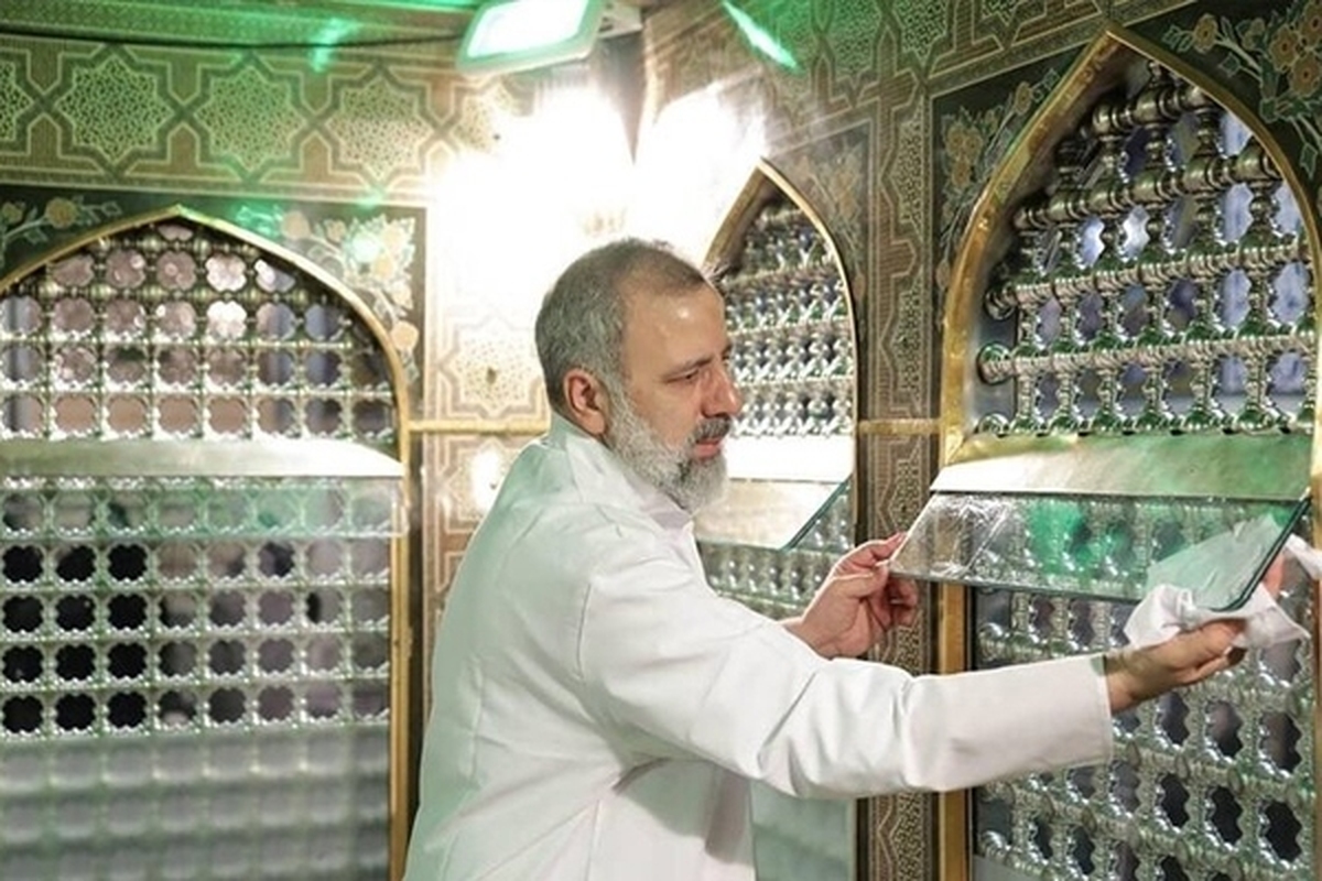 مراسم تشييع و تدفين آيت‌الله شهيد رئيسی پنجشنبه از ساعت۱۴ در مشهد برگزار خواهد شد.