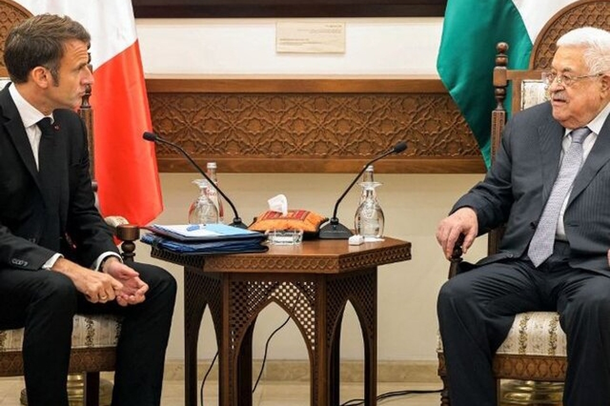 رئیس‌جمهورفرانسه در گفتگوی تلفنی با رئیس تشکیلات خودگردان فلسطین خواستار توقف فوری حملات رژیم صهیونیستی در غزه، طبق درخواست دیوان بین‌المللی دادگستری شد.