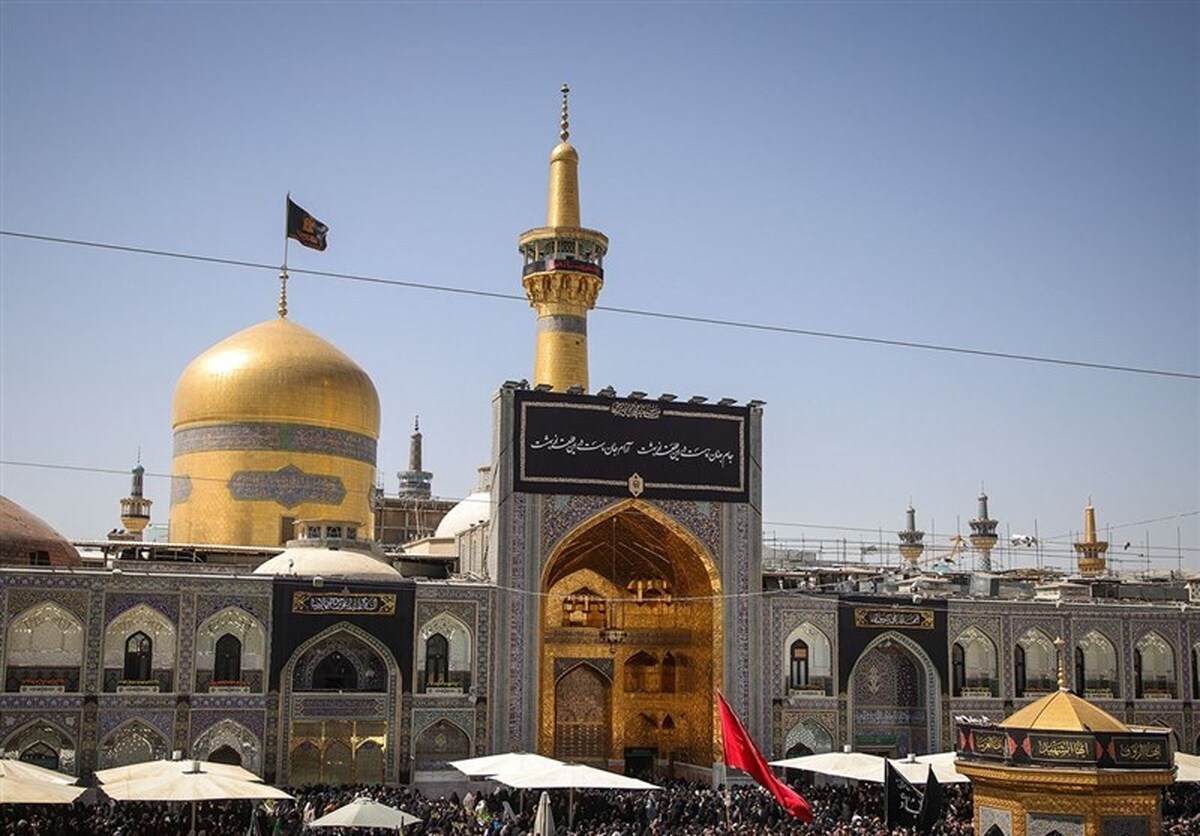 معاون تبلیغات اسلامی حرم مطهر رضوی به تشریح ویژه برنامه‌های حرم مطهر رضوی به مناسبت ایام شهادت امام رضا(ع) و روز زیارتی آن حضرت پرداخت.