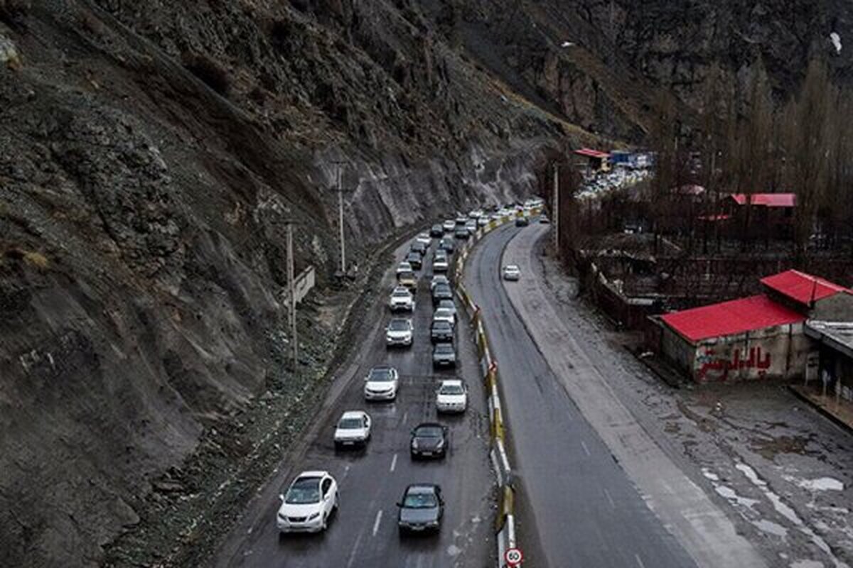 فرمانده پلیس راه کندوان با اشاره به ترافیک سنگین در محور کندوان گفت: این محور از سمت چالوس به تهران مسدود شد.