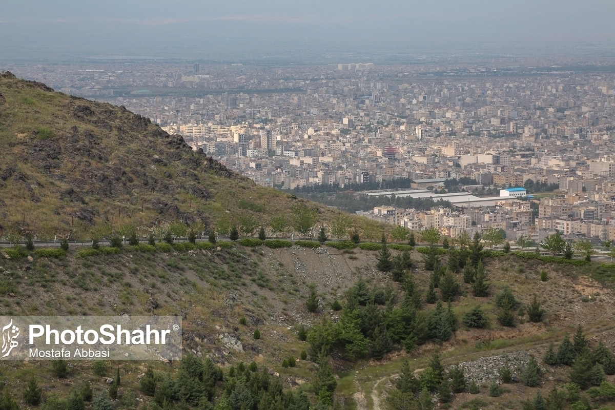 به‌مناسبت فرارسیدن روز جهانی محیط‌زیست، با حجت‌الاسلام‌والمسلمین عبدالکریم پاک‌نیا، استاد سطوح عالی حوزه علمیه و مؤلف و محقق سیره اهل‌بیت (ع)، درباره نسخه اسلام برای ارتباط با محیط‌زیست گفتگو کرده‌ایم.
