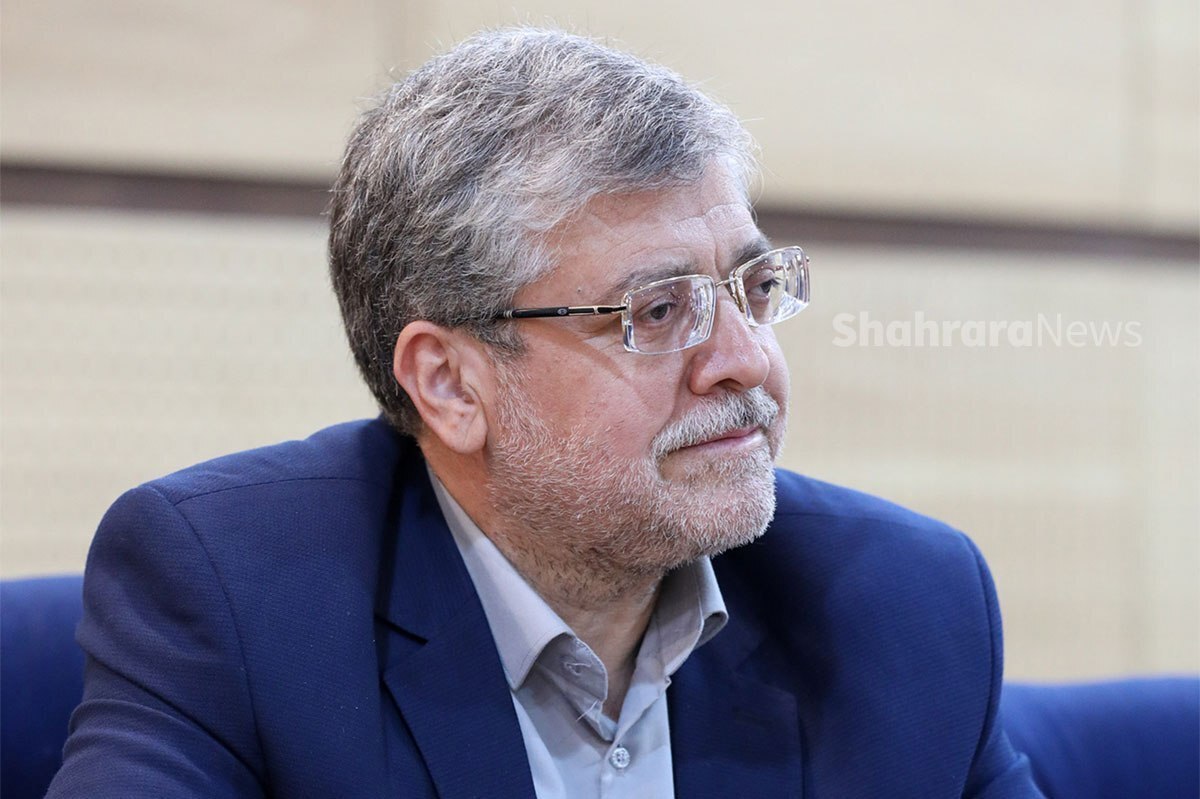 شهردار مشهد از اجرای نهضت روکش آسفالت بیش از ۴ میلیون مترمربع از معابر شهر به‌ویژه معابر مناطق کم‌برخوردار در سال جاری خبر‌ داد.