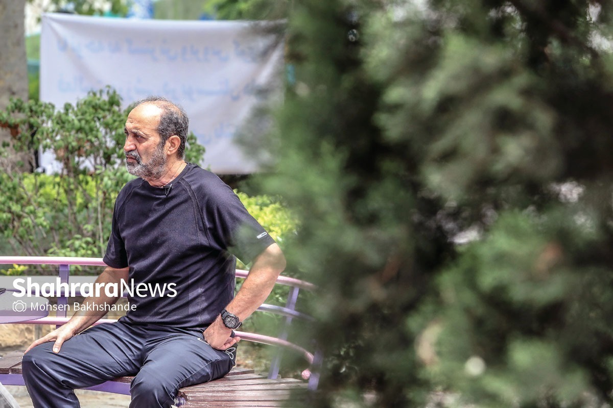 اکبر میثاقیان گفت: حق فوتبال مشهد بیشتر از شرایط فعلی است و باید یکی‌دوتا تیم لیگ‌برتری داشته باشد.