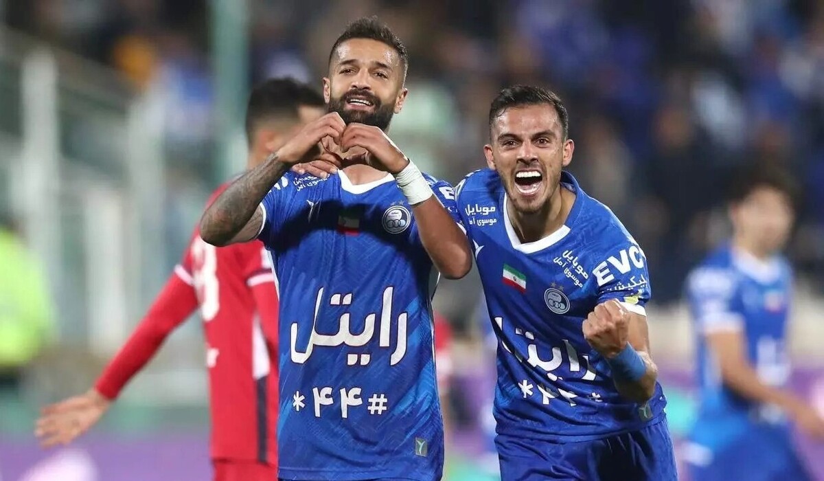 جواد نکونام قصد دارد با همان ترکیب هجومی همیشگی در بازی جمعه شب مقابل نساجی قائمشهر بازی کند.