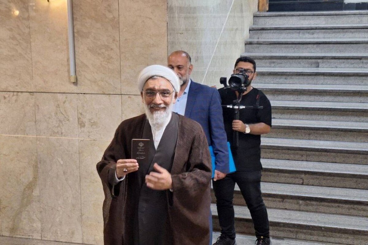 زمان و ساعت پخش برنامه‌های انتخاباتی مصطفی پورمحمدی در تلویزیون | خرداد و تیر ۱۴۰۳