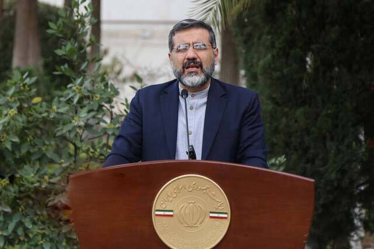 وزیر فرهنگ و ارشاد اسلامی گفت: در شورای‌عالی انقلاب فرهنگی مصوب شد که «بنیاد نظامی» تاسیس شود.