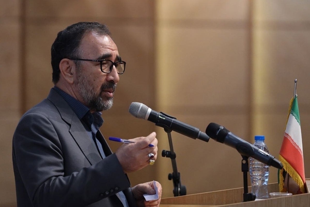 استاندار خراسان رضوی گفت: پروژه بزرگ بازچرخانی آب در مشهد با بهره‌برداری از تصفیه‌خانه جدید پرکندآباد ۲ موجب جلوگیری از آلودگی کشف‌رود ناشی از فاضلاب مشهد می‌شود.