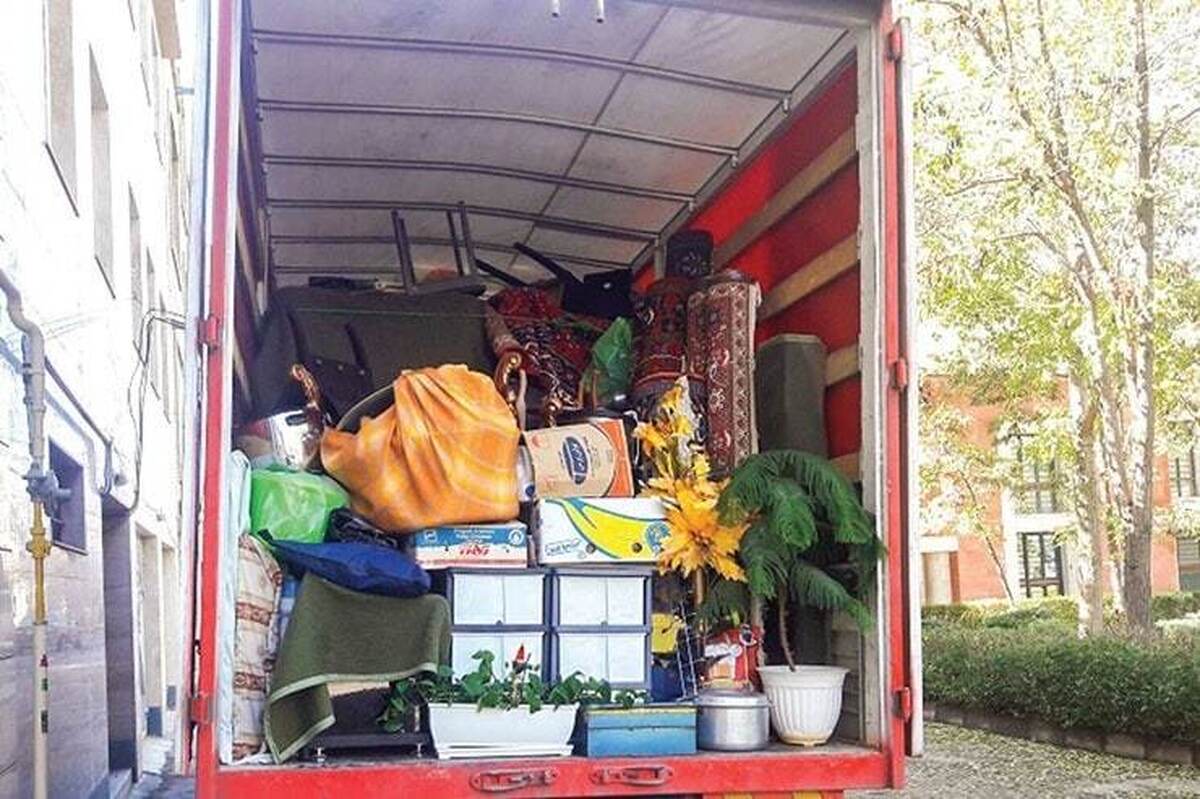 باربری‌های غیرمجاز و بدون مجوز که تعدادشان در تهران بیش از ۶ هزار مورد است، گاه ۱۰ برابر نرخ مصوب از مشتری پول دریافت می‌کنند.