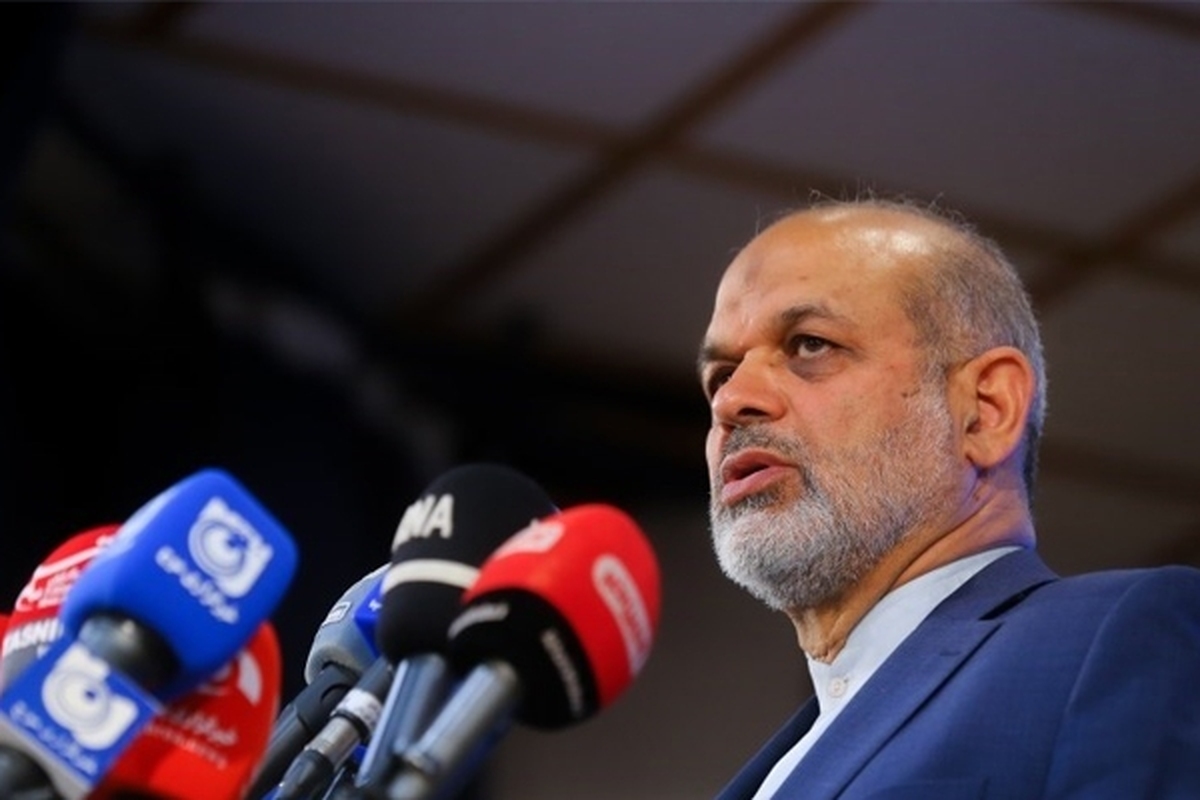 وزیر کشور گفت: نمی‌توانیم اتباع غیرمجاز را بپذیریم و اصولاً سقف پذیرش اتباع عدد مشخص و براساس نیاز بازار کار و اطلس مشاغل تهیه شده است.