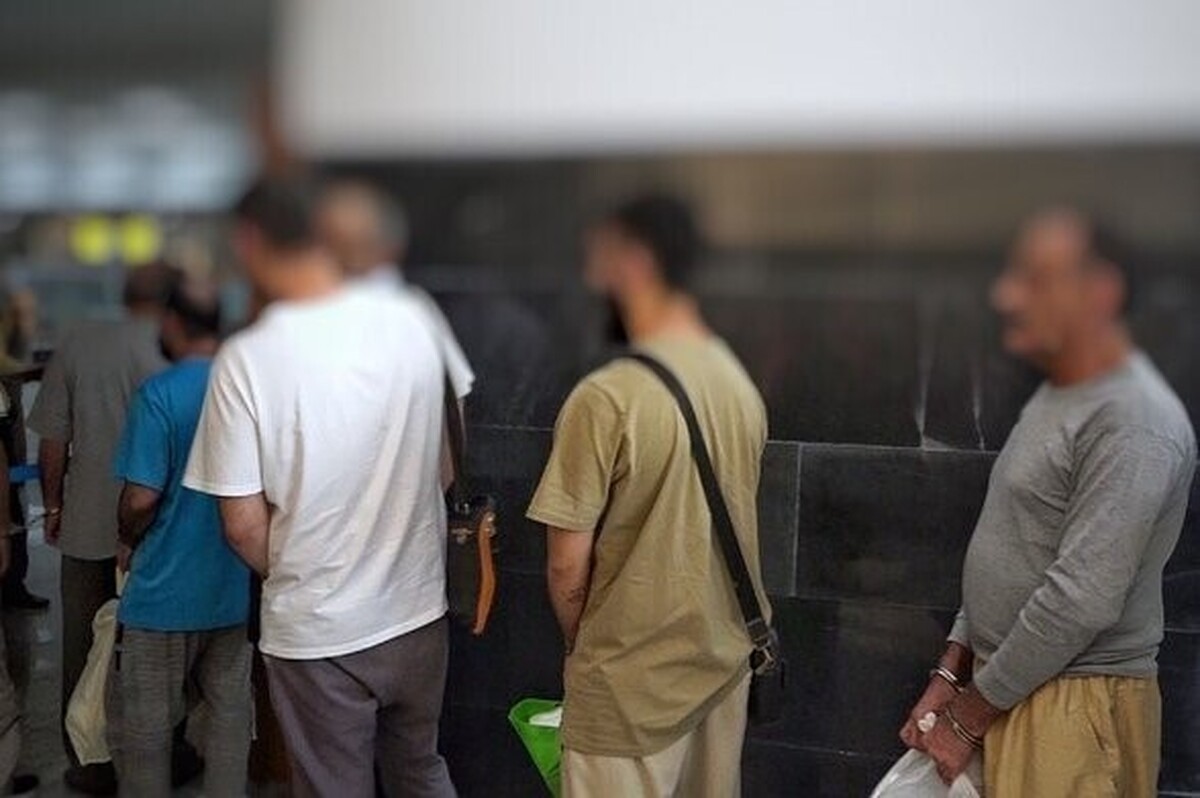 چهار صیاد ایرانی که به علت ورود غیرمجاز به آب‌های سرزمینی قطر توسط گارد ساحلی آن کشور دستگیر شده بودند و در زندان به سر می‎‌بردند، آزاد و به کشورمان منتقل شدند.