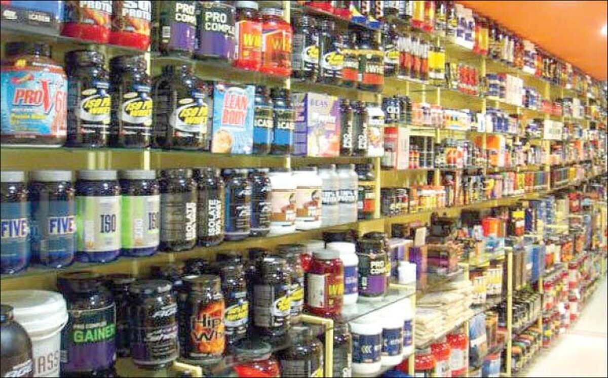 رئیس اداره نظارت بر فراورده‌های طبیعی، سنتی و مکمل معاونت غذا و دارو دانشگاه علوم پزشکی مشهد از کشف و ضبط چهل قلم داروی قاچاق و غیرمجاز به همت کارشناسان این معاونت خبر داد.