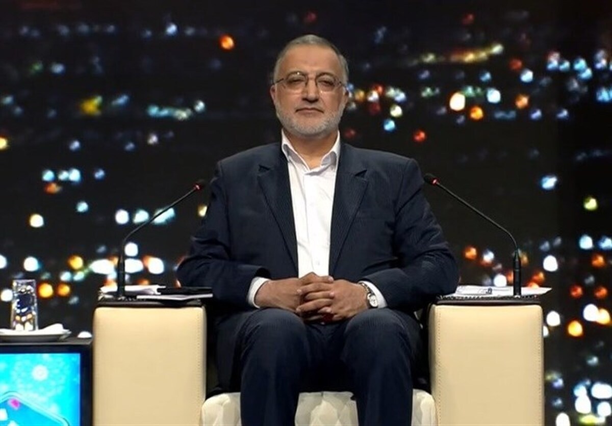 کاندیدای چهاردهمین دوره انتخابات ریاست جمهوری گفت: ملت ما در همه صحنه‌ها برای جهانیان الگو بوده است، ملت قهرمان آذربایجان مهد قهرمانان مهد غیورمردان برای ملت ایران یک الگو بوده است.