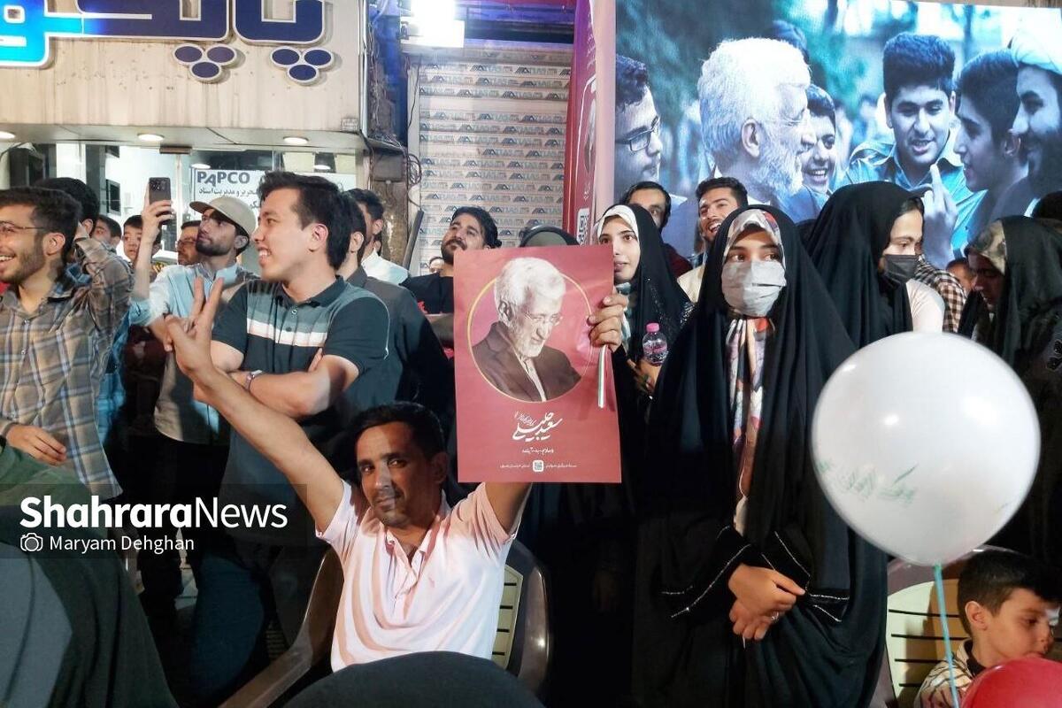 شامگاه پنجشنبه ۳۱ خرداد ماه ستاد مرکزی جوانان سعید جلیلی در خراسان رضوی همزمان با اقامه نماز مغرب و عشا افتتاح شد.