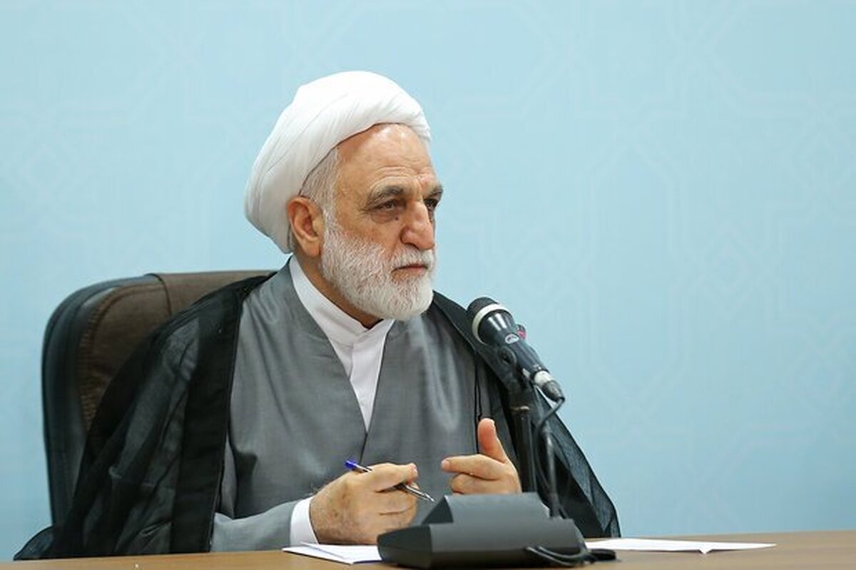 رئیس قوه قضاییه گفت: بسیاری از افرادی که جرمی مرتکب شده و محکوم شده‌اند، قابل بازگشت و جبران‌مافات هستند؛ لذا ما باید بسترساز این بازگشت و جبران‌مافات باشیم.