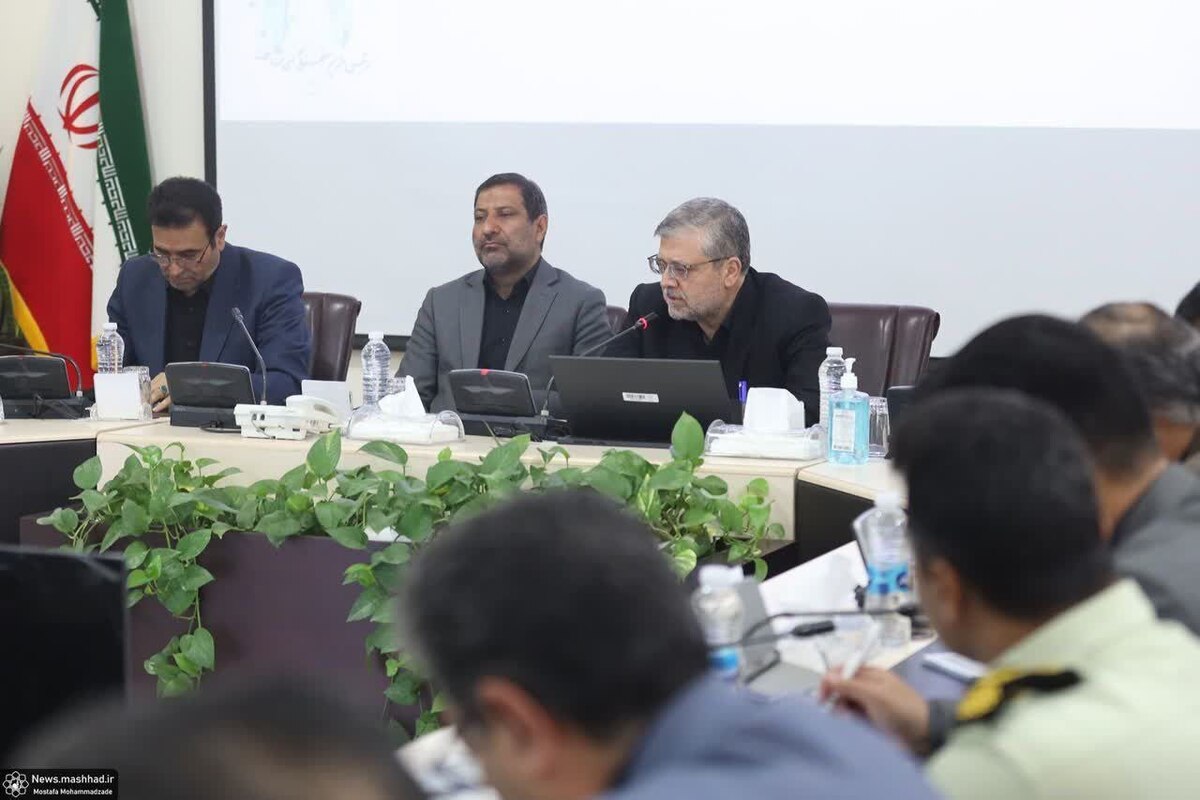فرماندار مشهد گفت: برخورد با بهره‌برداران و متصرفان غیرمجاز منابع آبی در دستورکار قرارگاه پایش آب مشهد است.