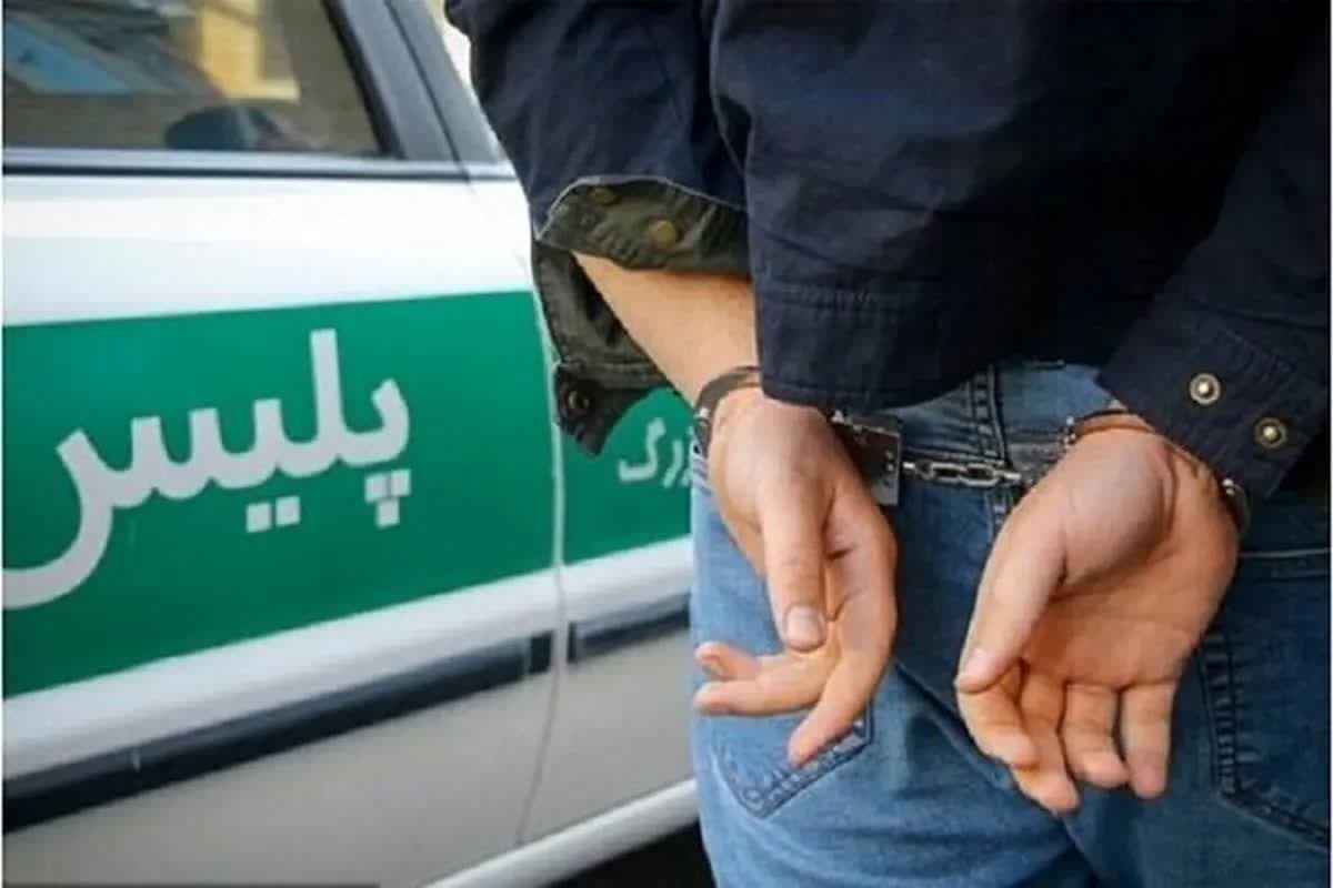 شاگرد آرایشگاه و دوستش که در جریان درگیری با جوان دیگری او را با ضربه قیچی و چاقو به قتل رسانده بودند۴ سال پس از این حادثه از سوی اولیای دم مقتول بخشیده شدند