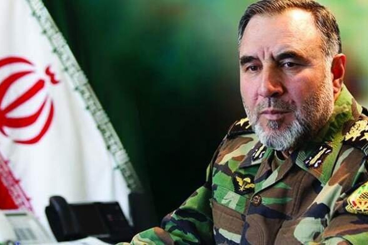 فرمانده نیروی زمینی ارتش با حضور در همایش جانشینان و معاونان هماهنگ‌کننده عقیدتی‌سیاسی‌های نزاجا، گفت: کارکنان عقیدتی‌سیاسی نیروی زمینی ارتش سربازان خط‌مقدم جبهه‌های فرهنگی هستند.