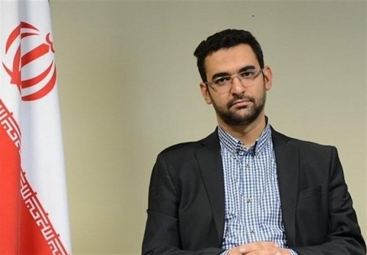 وزیر سابق ارتباطات گفت: معتقدم اگر افراد شایسته‌ای که توانایی اداره کشور را دارند به صحنه انتخابات بیایند، این تکلیف (کاندیداتوری در انتخابات) از گردن بنده ساقط است.